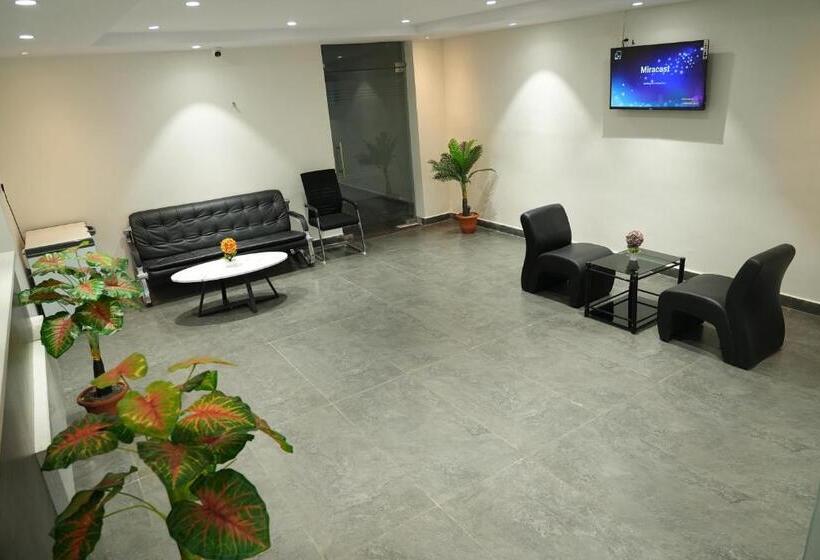 فندق 5 Star Grand  Premium