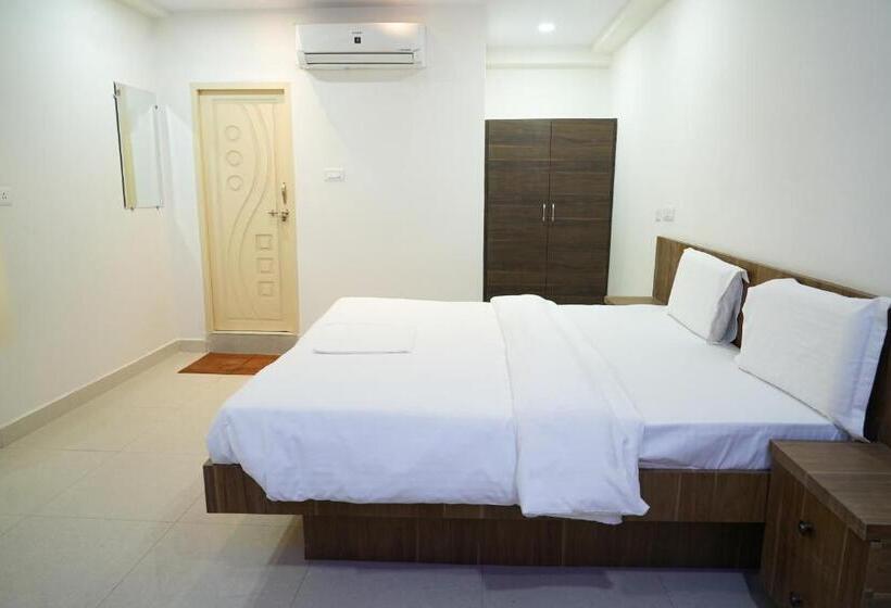 فندق 5 Star Grand  Premium