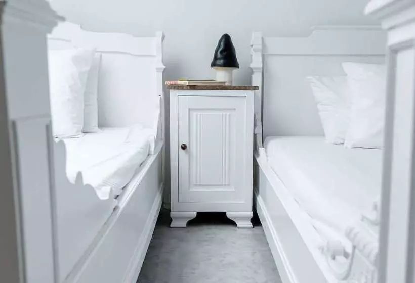 هتل Espace 43  Les 7 Chambres