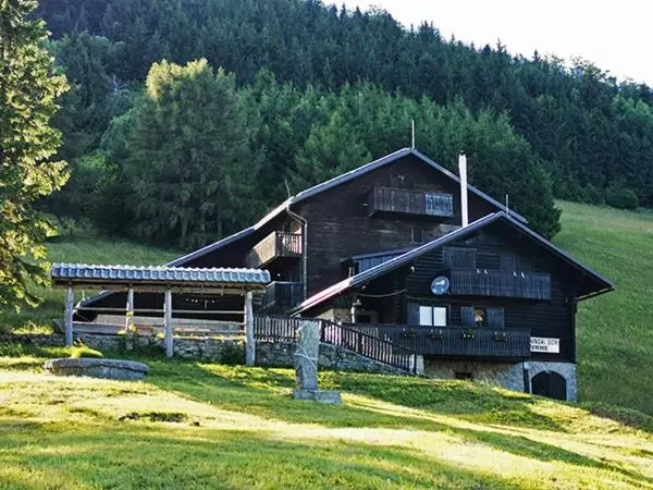 پانسیون Planinski Dom Vrhe