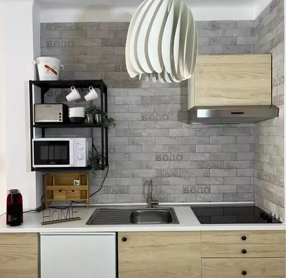 Teodósio   Ar Condicionado Perto Praias   Zona Central