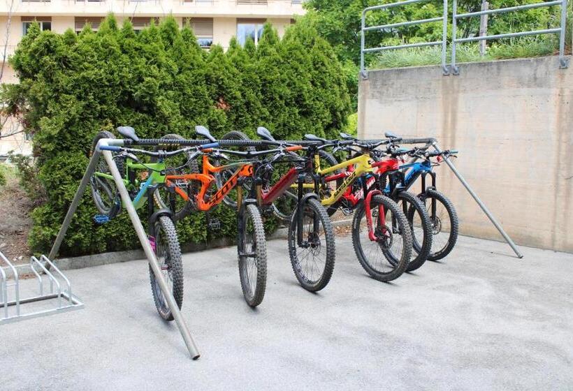 酒店 & Bildungshaus St. Jodern