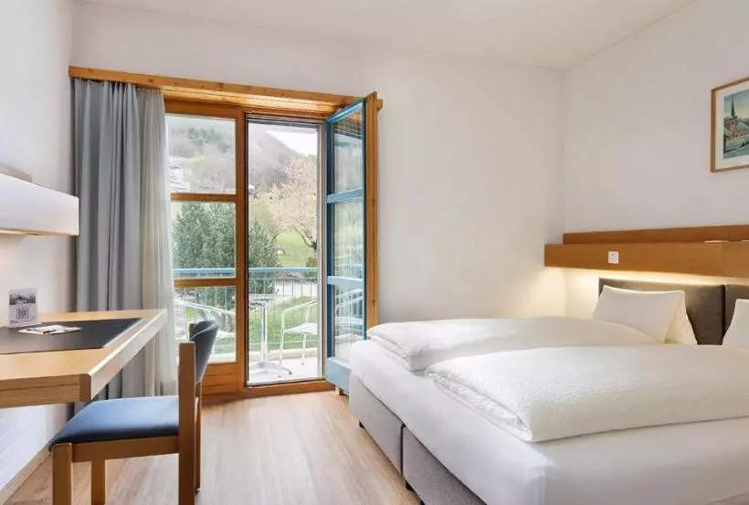 酒店 & Bildungshaus St. Jodern