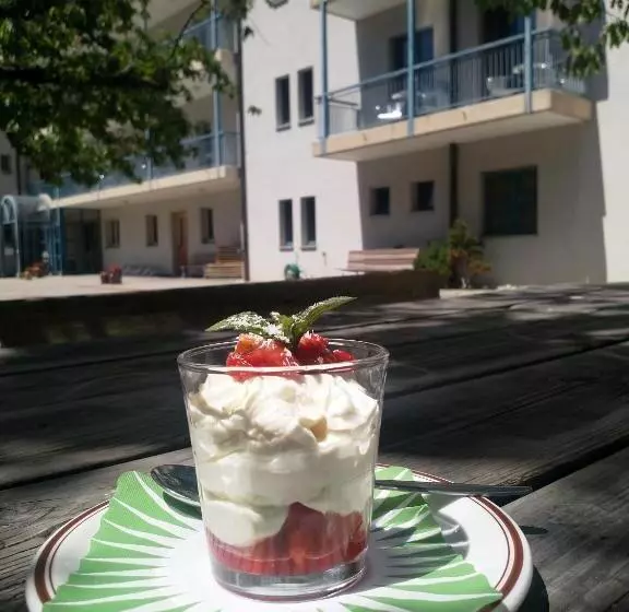 酒店 & Bildungshaus St. Jodern