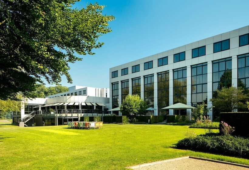 ホテル De Ruwenberg Den Bosch   Sint Michielsgestel