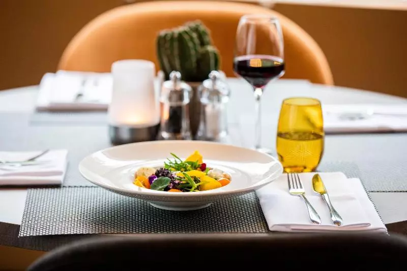 هتل De Ruwenberg Den Bosch Sint Michielsgestel