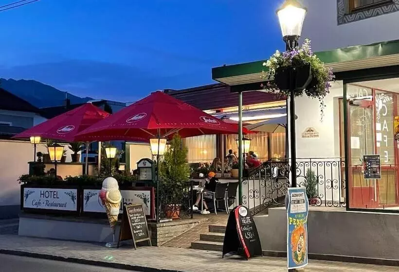 ホテル Die Traube