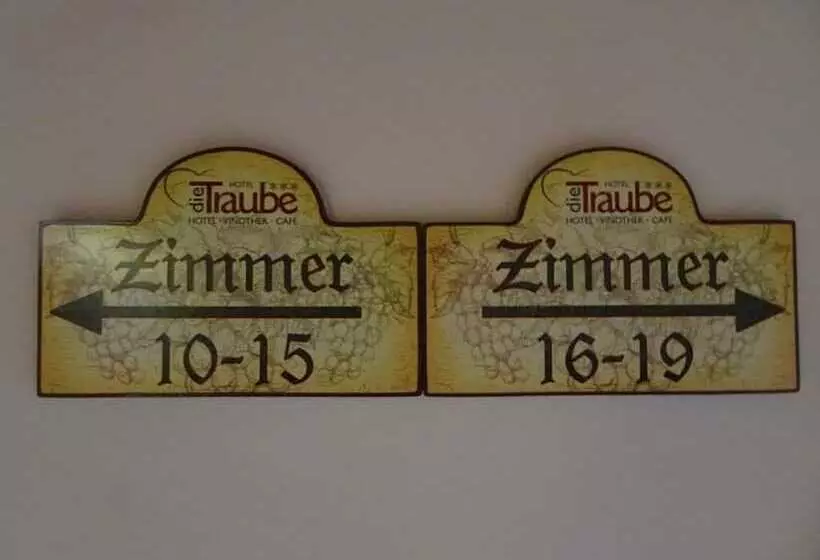 ホテル Die Traube