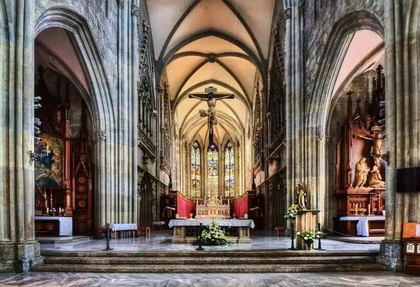 ホテル Die Traube