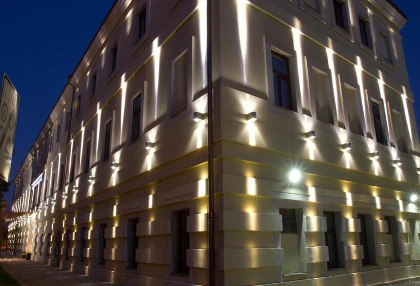 Ea Hotel Tereziánský Dvůr