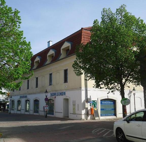 Отель Ferienwohnung Madlene