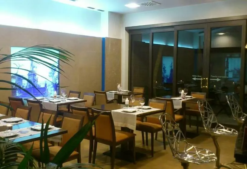 فندق Garelos Betanzos