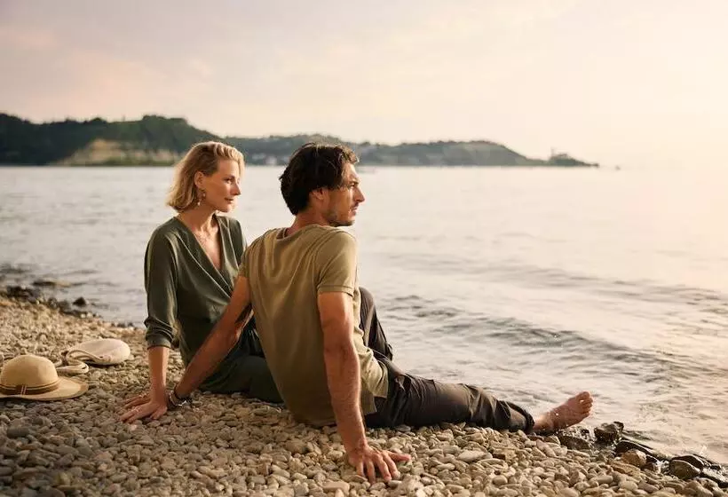 هتل Holiday Park Vile  Terme Krka