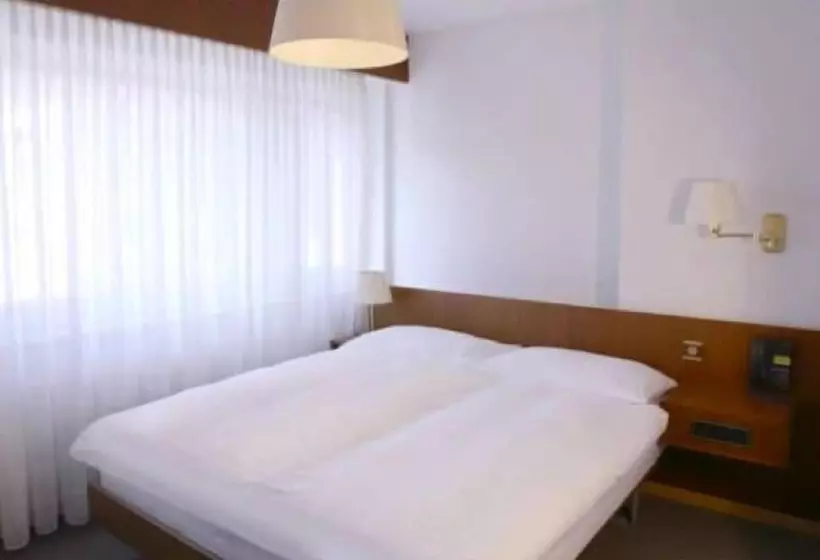 酒店 Hôtel De La Poste Martigny City Center