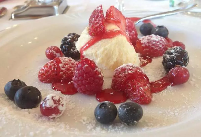 Отель Albergo Ristorante Il Cacciatore