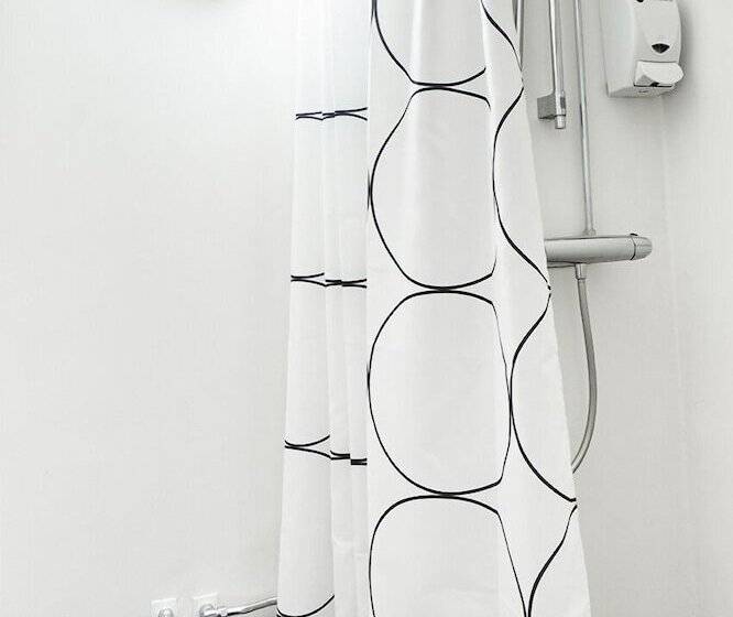 فندق L Västerås