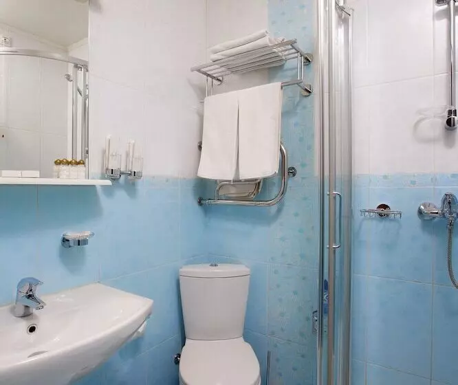 בית מלון כפרי Lecco Art