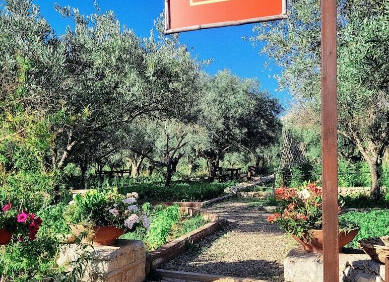 فندق Agriturismo Pantalica Ranch