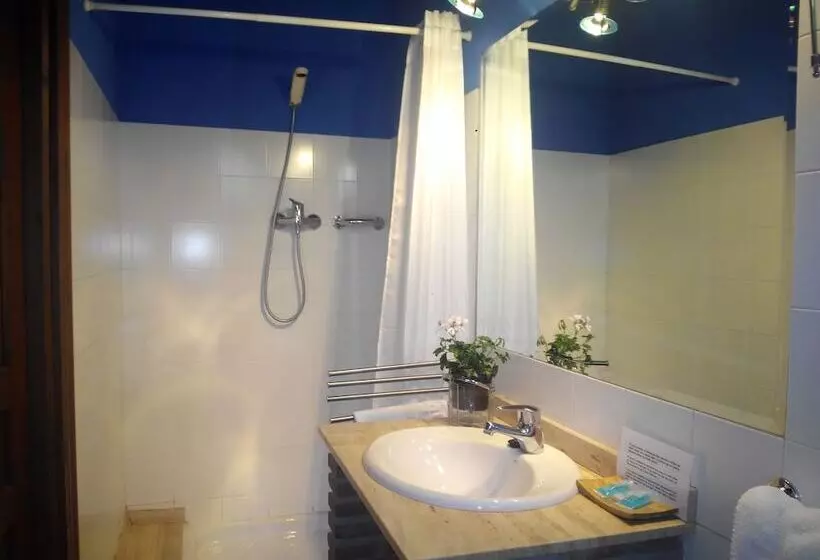 Отель Posada Las Mananitas