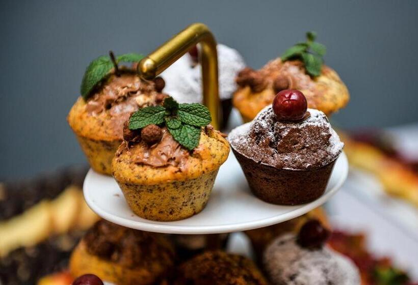 Отель Sungarden Salin