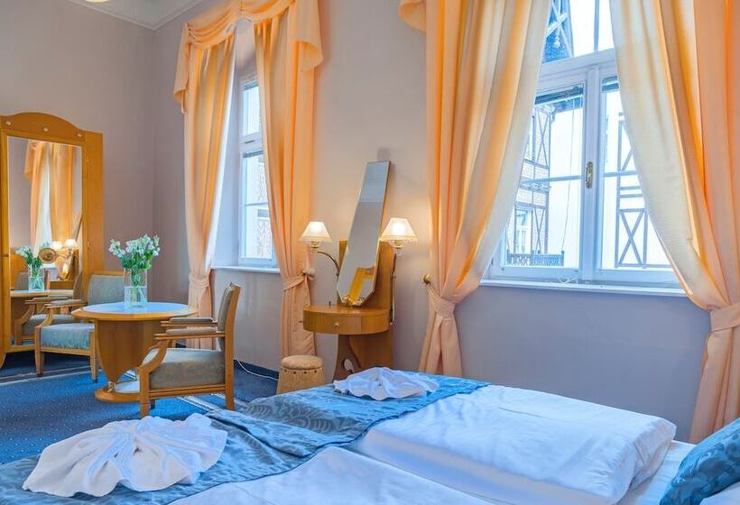 Отель Three Lilies Inkl Aquaforum