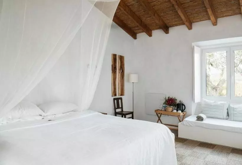 בית מלון כפרי Tres Marias