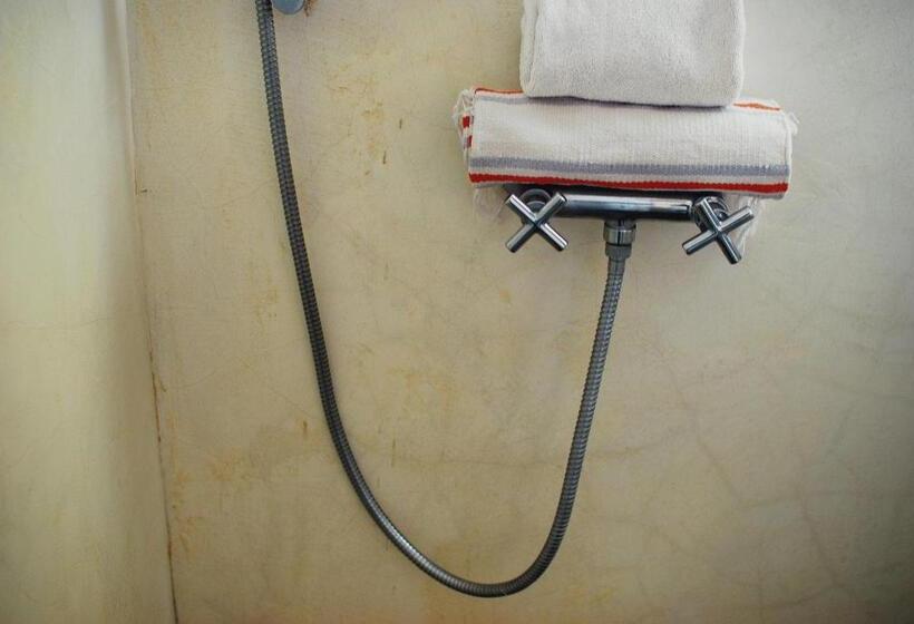 فندق Tres Marias