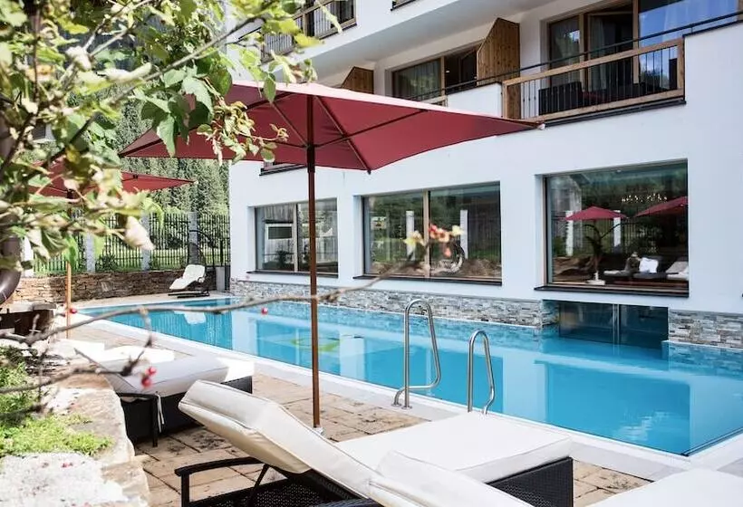 Lechquell Hotel Post