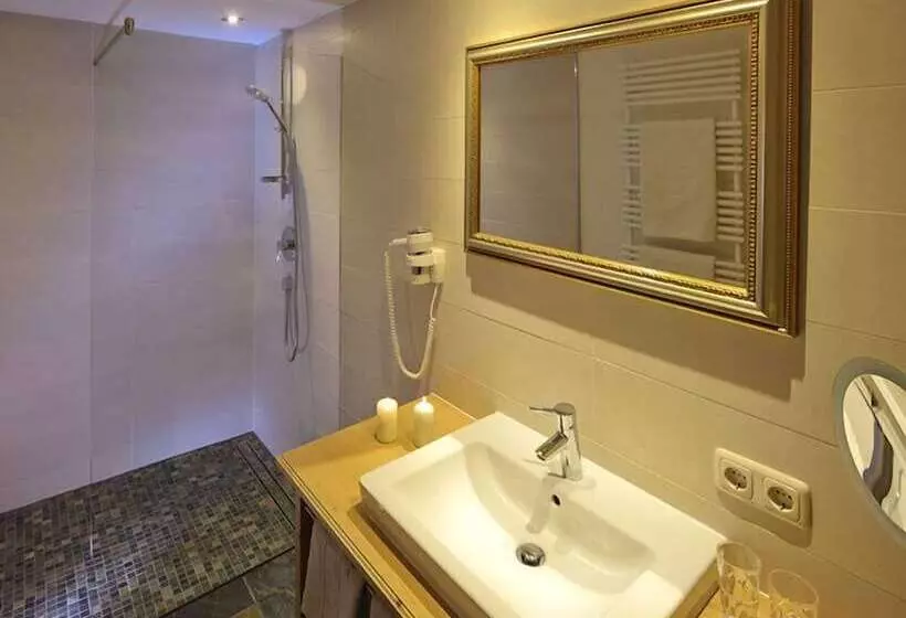 Lechquell Hotel Post