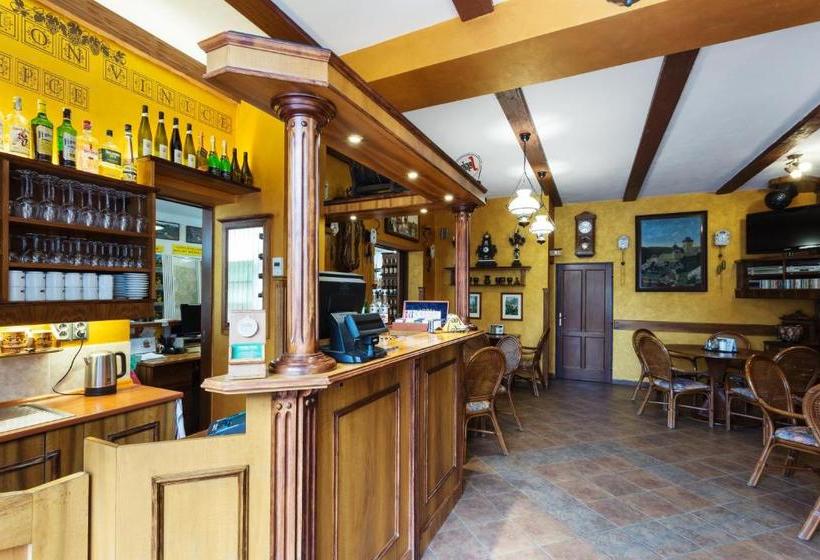 פנסיון Bunkr Karlštejn