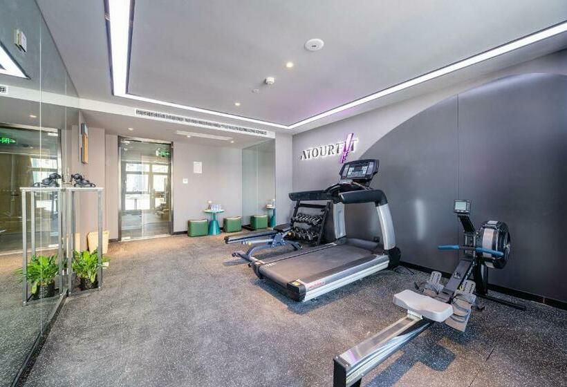 Atour Hotel Wuxi Huishan Wanda Plaza