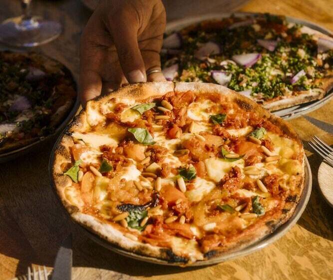 ホテル Caravan By Habitas