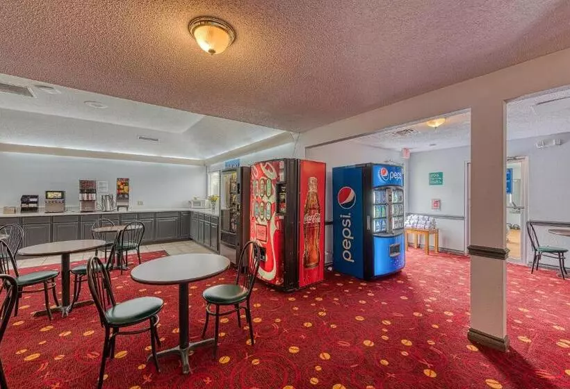 Hotelli American Inn & Suites