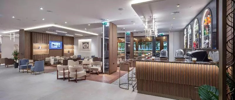 هتل Doubletree By Hilton Plovdiv Center