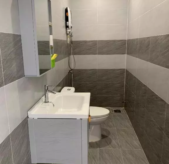 هتل Khách Sạn Anh đào