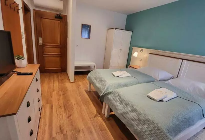 Majatalo U Pekaře   Jítravský Dvorec