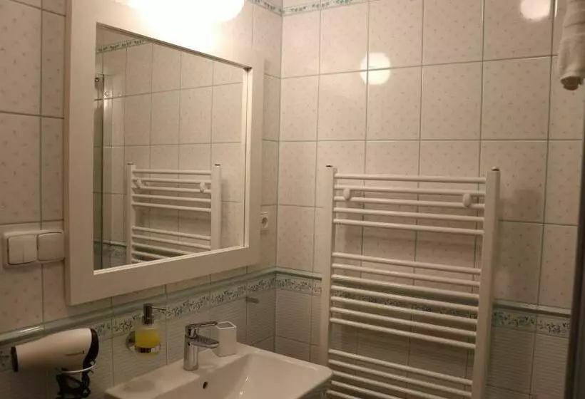 Majatalo U Pekaře   Jítravský Dvorec