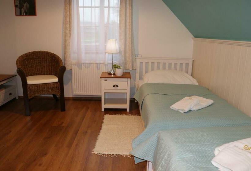 膳宿费 U Pekaře   Jítravský Dvorec