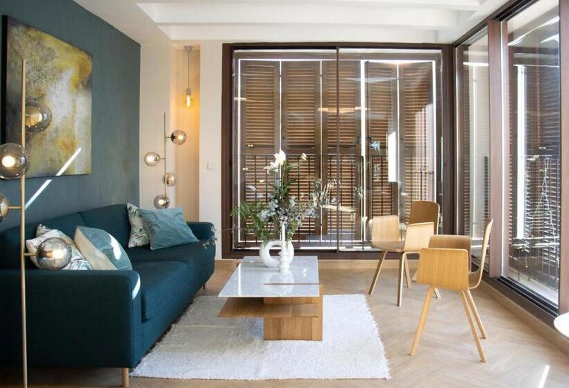 Singularstays Santa Cruz 9