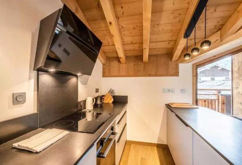 Apartment Lizay Morzine   By Emerald Stay