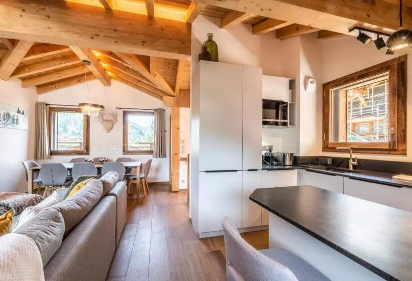 Apartment Lizay Morzine   By Emerald Stay