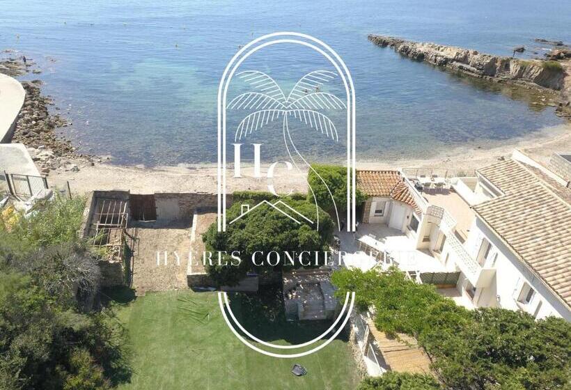 Appartements Plage Des Oursinières Pieds Dans L Eau Plage Parking Wifi By Hc