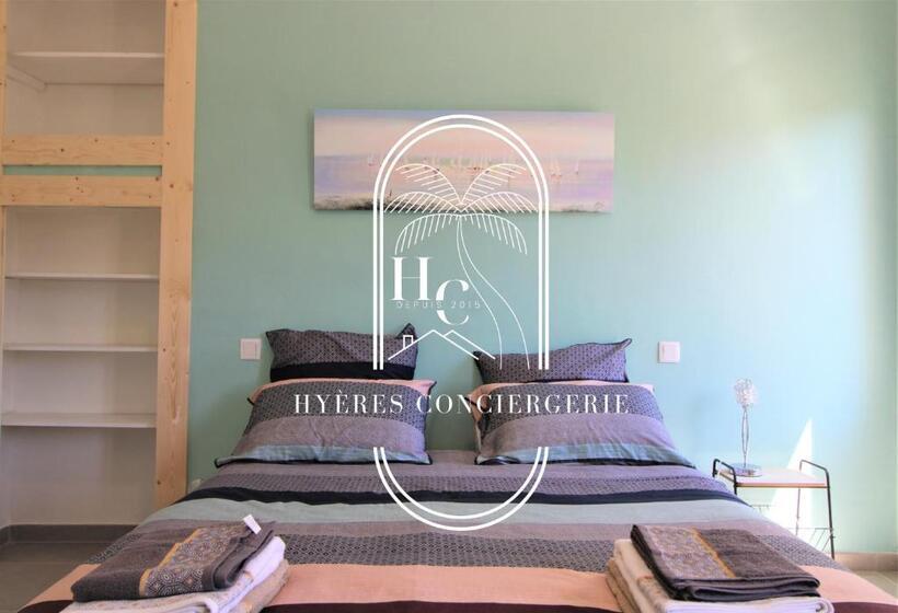 Appartements Plage Des Oursinières Pieds Dans L Eau Plage Parking Wifi By Hc