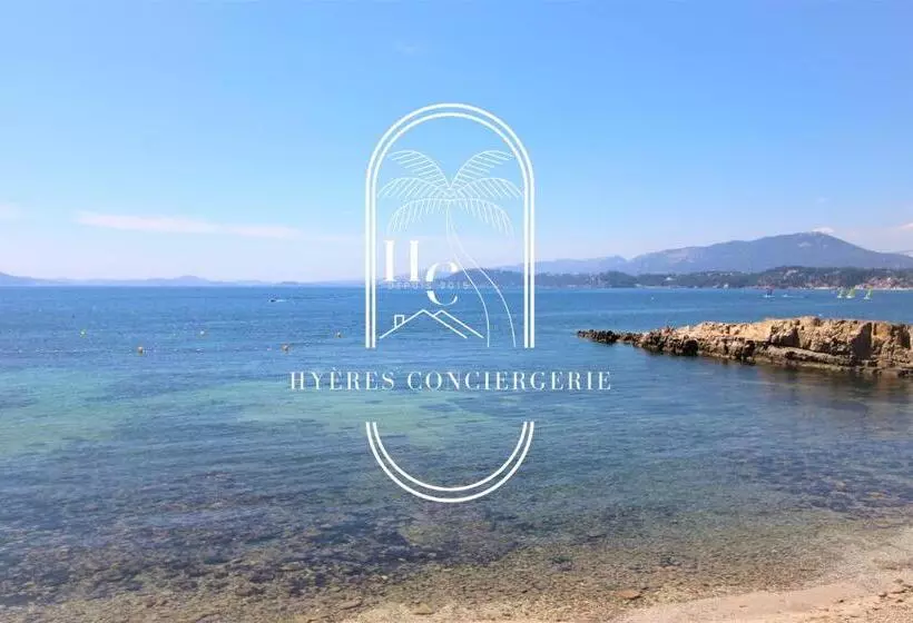 Appartements Plage Des Oursinières Pieds Dans L Eau Plage Parking Wifi By Hc