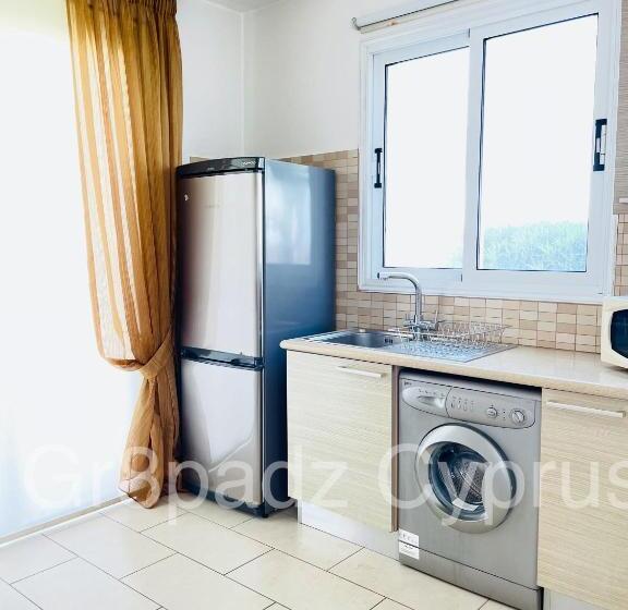 Gr8padz Villa Artemis