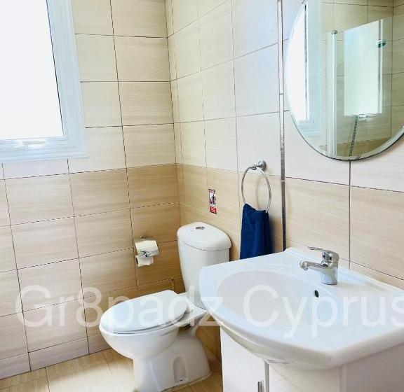 Gr8padz Villa Artemis