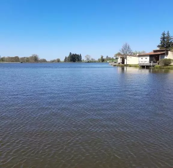 Belle Maison De Ville Sur 2 étages Dans Le Quartier Historique Paisible De La Ville Avec Terrasse Pr
