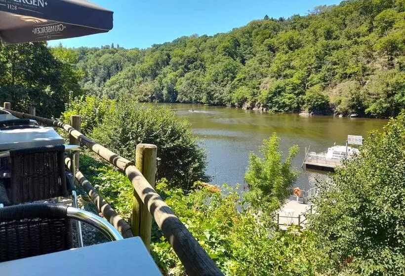 Belle Maison De Ville Sur 2 étages Dans Le Quartier Historique Paisible De La Ville Avec Terrasse Pr