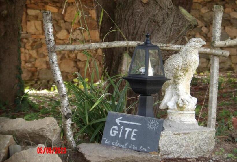 Le Cheval D’en Fer