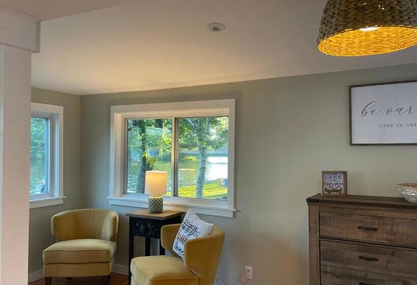 Little Landing Cottage On Cobbossee Lake